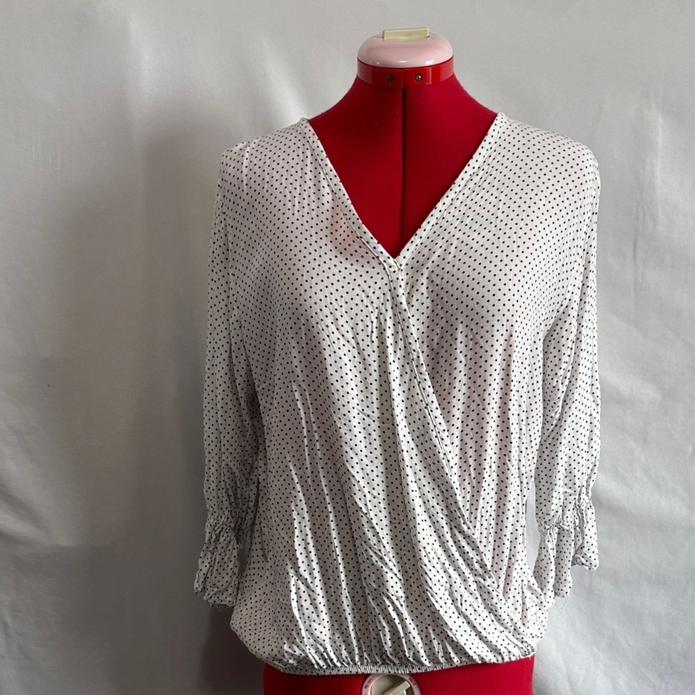 Elegant White Polka Dot Blouse XL98